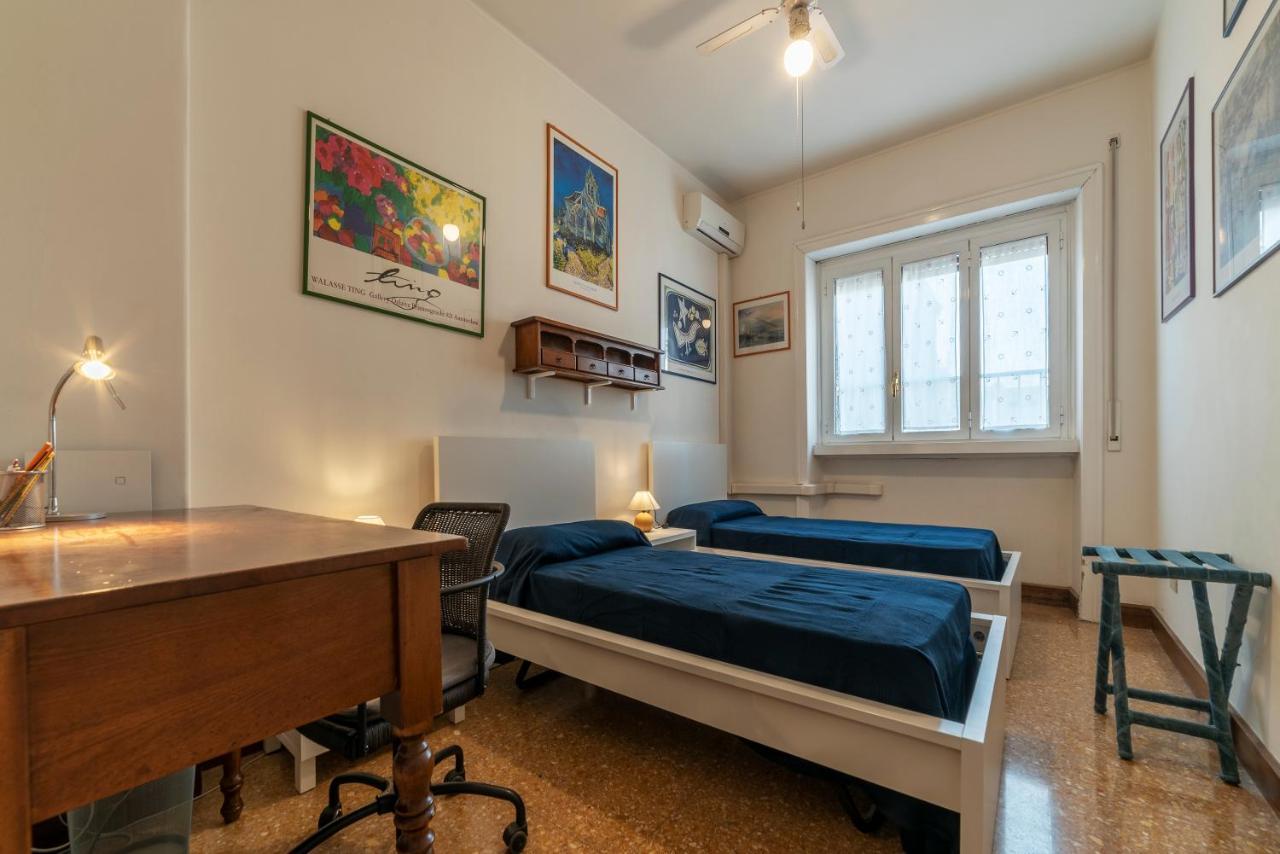 Roomy And Bright Apartment With Terrace Roma Exterior foto